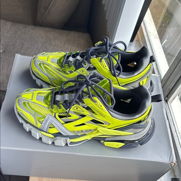 Balenciaga Neon Green and Gray Track Sneakers - Picture 5 of 5